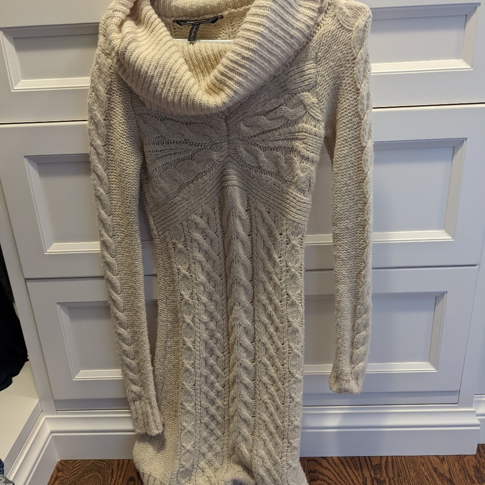 BCBG wool dress size XS